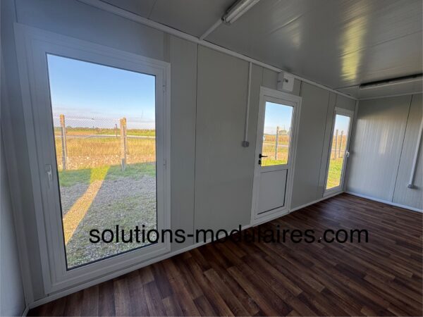 BUNGALOW MIA , Façade vitrée + bardage en bois , VENDU MONTE 8900 euros H.T / 10680 euros TTC – Image 5