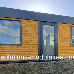 Bungalow ANAIS Bardage Bois Toit Plat VENDU MONTE 6m x 2.40m 12 000 euros H.T./ 14 400 euros TTC