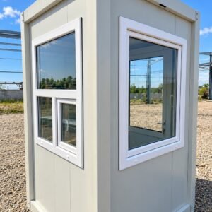 GUERITE DE SECURITE / CABINE DE SECURITE VENDUE MONTEE 1.50M X 1.50M 3500 euros H.T./ 4200 TTC