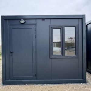 Bungalow Léa Mini L3m x L2.40 Vendu Monté 4800 euros H.T / 5760 euros TTC